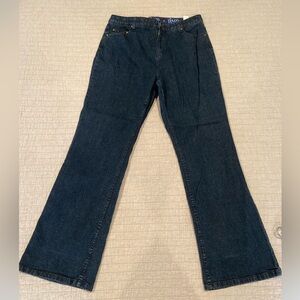 d&co. Denim & Company Slight Flare Jeans | Size 14